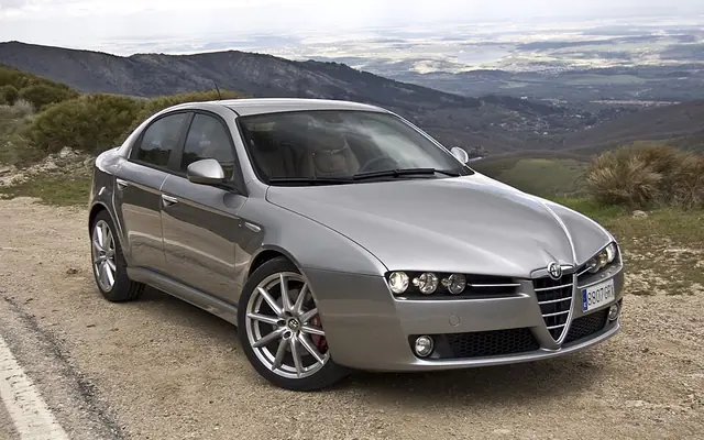 Alfa Romeo 159 fotoğraf