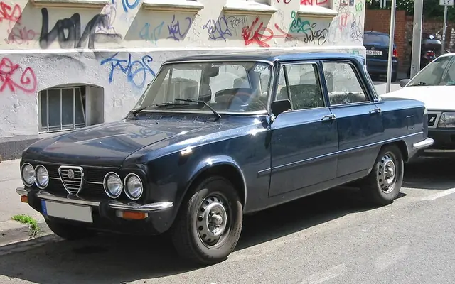 Alfa Romeo Giulia fotoğraf