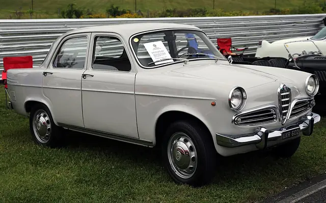 Alfa Romeo Giulietta fotoğraf