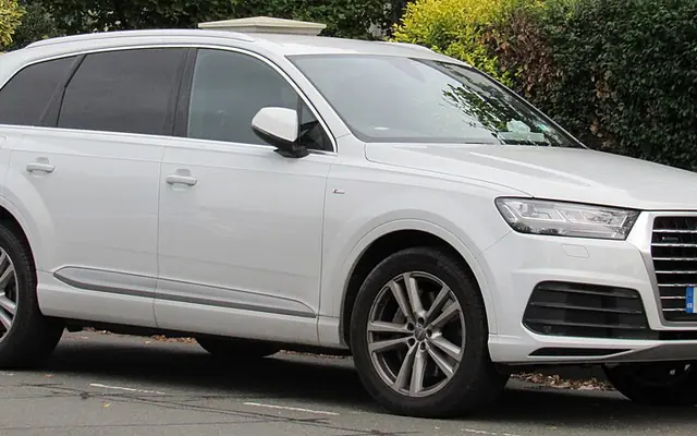 Audi Q7 fotoğraf
