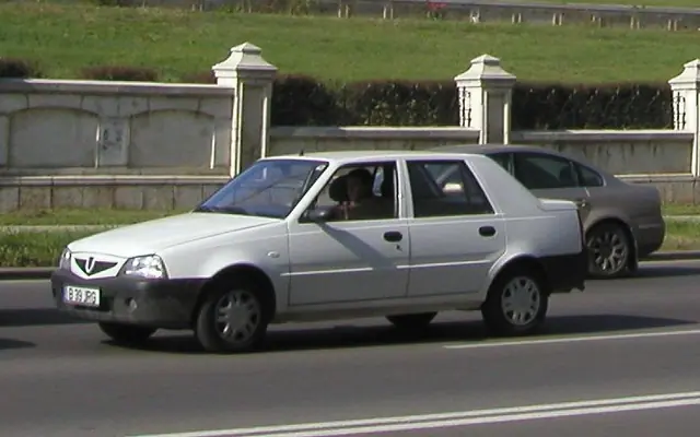 Dacia Solenza fotoğraf
