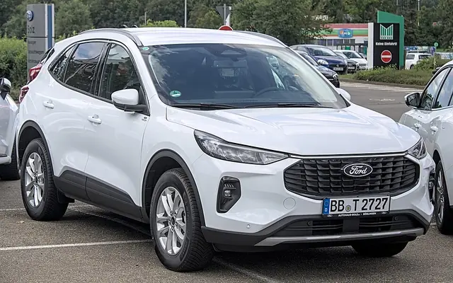Ford Kuga fotoğraf
