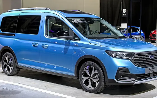 Ford Tourneo Connect fotoğraf