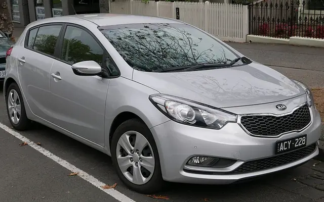 Kia Cerato fotoğraf