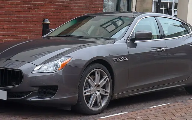 Maserati Quattroporte fotoğraf