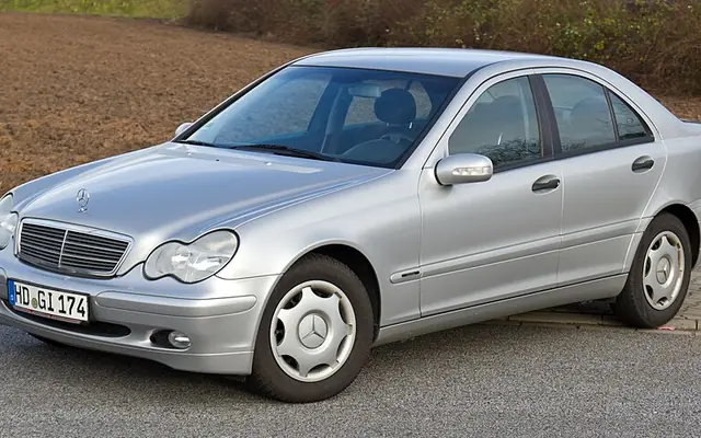 Mercedes CLC fotoğraf
