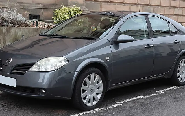 Nissan Primera fotoğraf