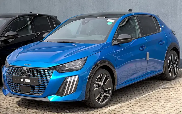 Peugeot e-208 fotoğraf