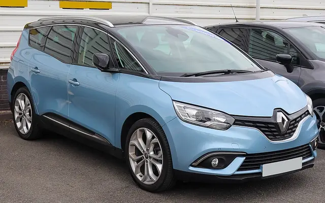 Renault Grand Scenic fotoğraf