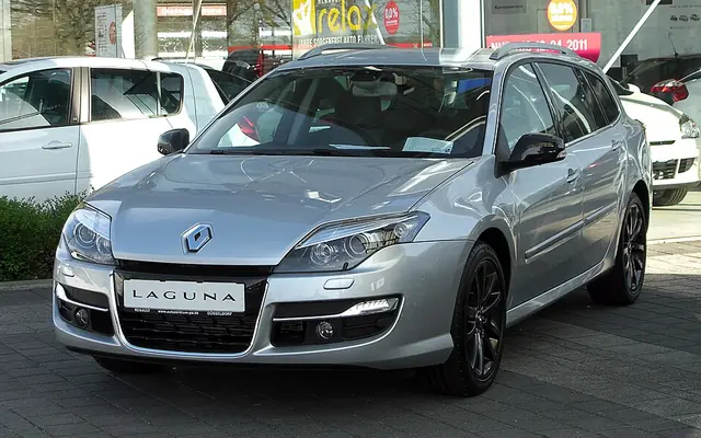 Renault Laguna fotoğraf