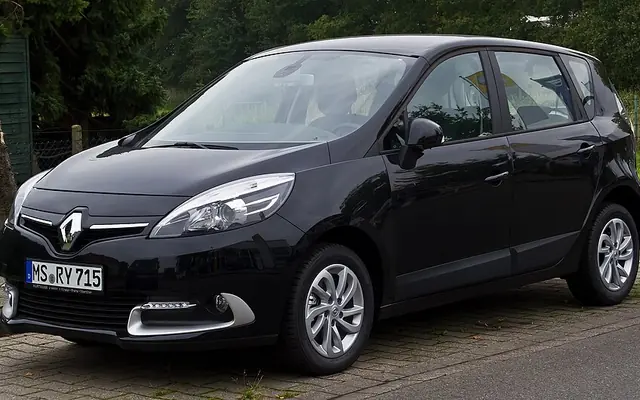 Renault Scenic fotoğraf