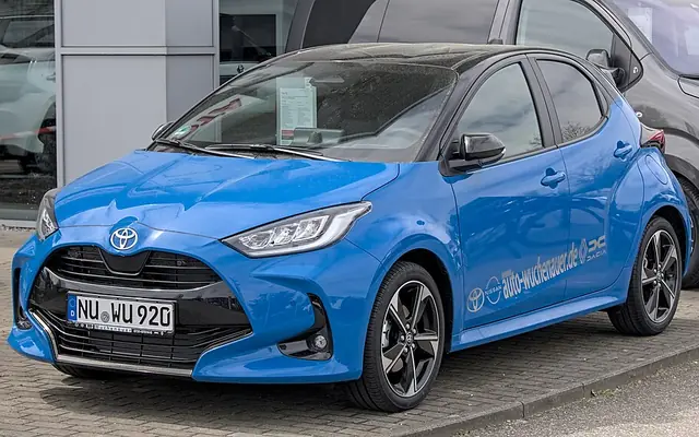 Toyota Yaris fotoğraf