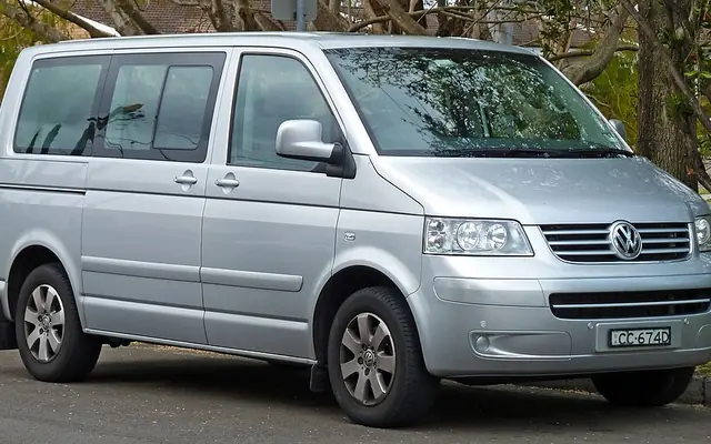 Volkswagen Caravelle fotoğraf